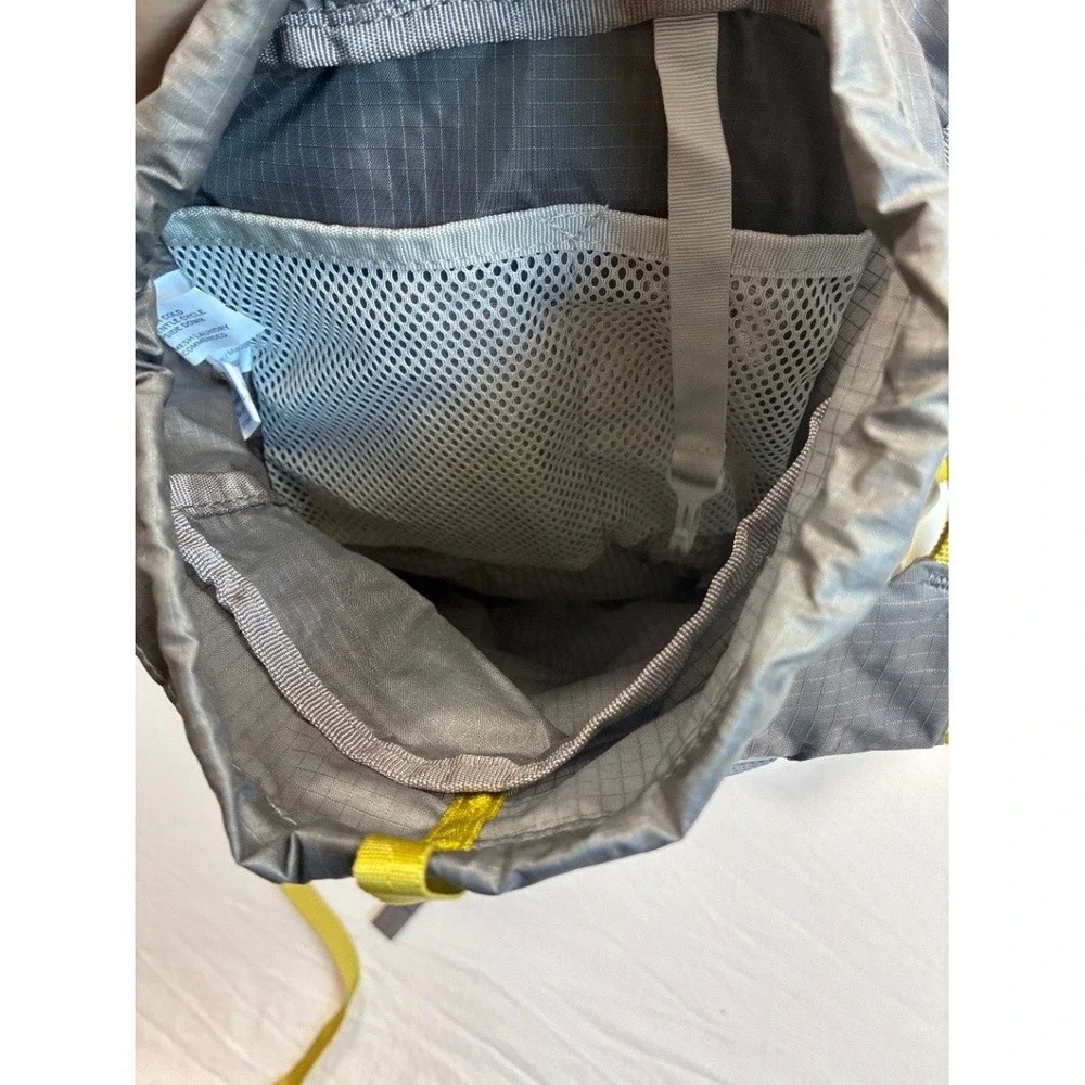 REI Swiftland Hydro 5 Hydration Pack Gray Yellow Trail Running Vest 5L
